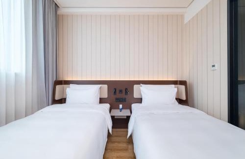 Downtown Beijing Hotel | 汉庭北京前门天坛西门酒店