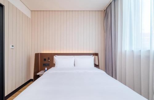 Downtown Beijing Hotel | 汉庭北京前门天坛西门酒店