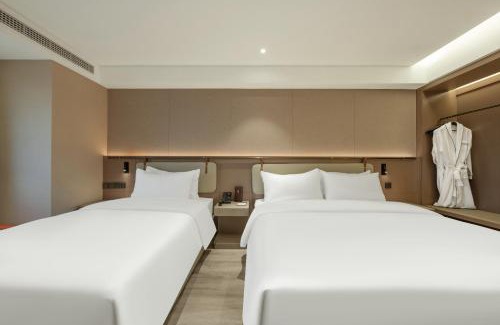 Li Cheng Hotel | 沃德酒店济南经十东路融创文旅城店