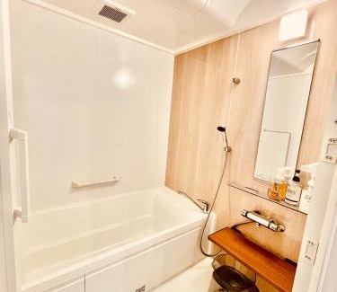 Ainan-cho House | 波止場の海まで徒歩30秒の貸切宿 "ギョグンミニ" "Gyogun Mini"