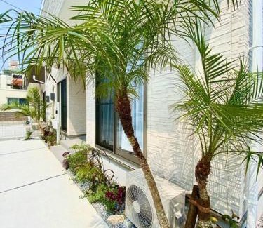 Chatan House | 海まで3分!アメリカンビレッジまで5分 最大8名 Moana