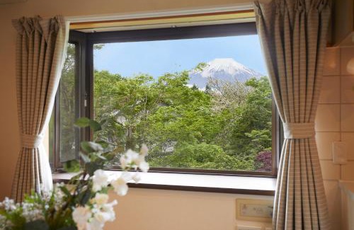 Yamanakako Apartment | 湖の辺の宿時翠