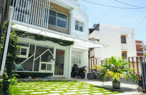 Hualien City Centre House | 爸爸萬歲 PA Pa B&b 民宿2143號