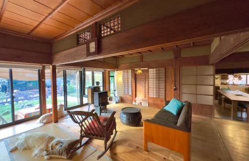 Sennan District House | 犬と泊まれる平屋Dog friendly house 黄昏
