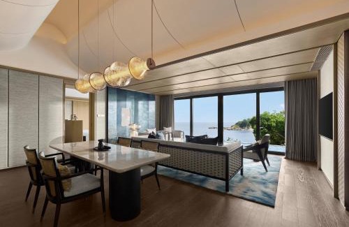 Xiangzhou District Hotel | 珠海凤凰湾悦榕庄