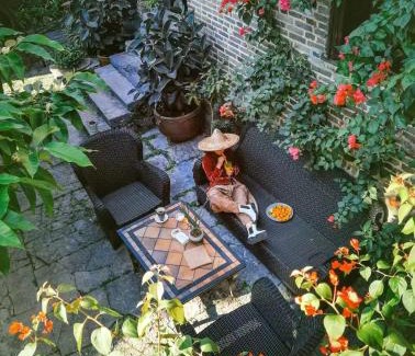 Yangshuo Hotel | 瑞华庭院 RUI HUA Courtyard