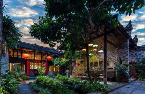 Yangshuo Hotel | 瑞华庭院 RUI HUA Courtyard