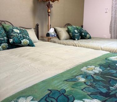 Kameari Apartment | 直前割引 渋谷 40分 大手町 23分 ディズニー Disney 羽田空港 リムジンバス 東部地域病院まで徒歩1分 shibuya 山手線