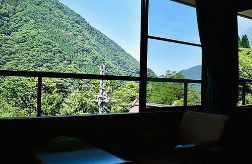 Hitoegane Hotel | 筋肉と自然と遊ぶ宿 田島館
