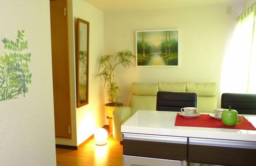 Daito Apartment | 緑に囲まれて滞在 大阪市内に近い部屋