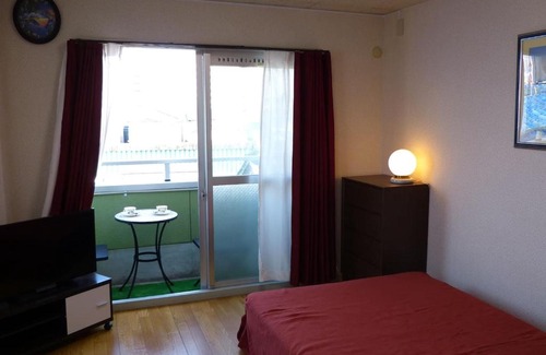 Daito Apartment | 緑に囲まれて滞在 大阪市内に近い部屋