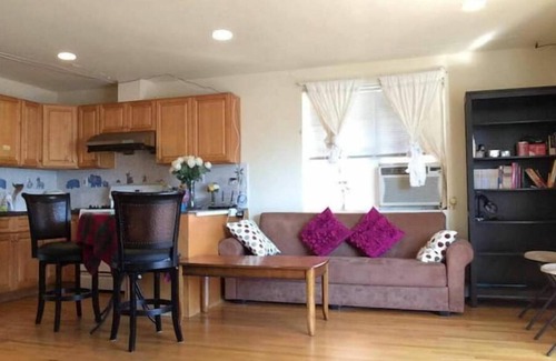 Queens Apartment | 纽约之家 SunnyHome3 Short stay available, ask Owner