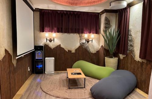 Asahi Ward Hotel | 艶横浜町田店 adult only