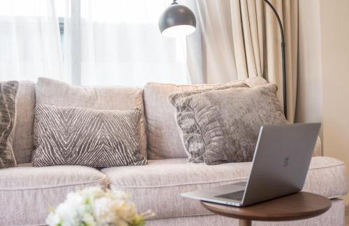 Bang Lamung Villa | 芭提雅全新三卧独栋别墅-带公共泳池健身房