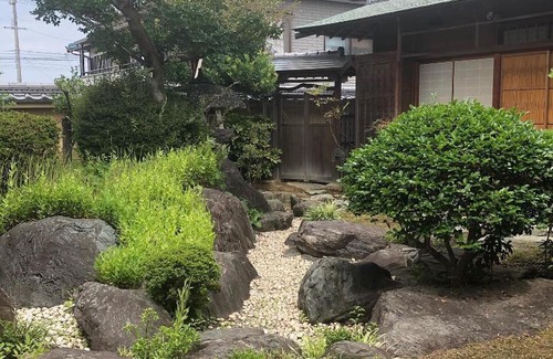 Kanonji House | 茶室 吉野屋