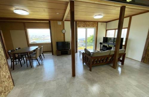 Hakodate House | 谷地頭温泉近く！ピアノのある一軒家（English OK）