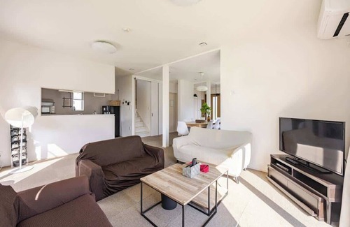 Chosei House | 贅沢【ペットOK】Max9！海辺とBBQ、サウナ、ジャグジー付。ドッグランやサーフィンも