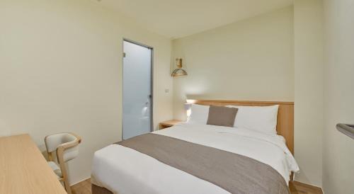 West Central District Hotel | 逸居文旅