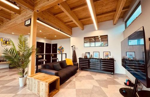 Yunoura Onsen House | 道後温泉本館まで車2分広々124m2貸切別荘大人数宿泊向