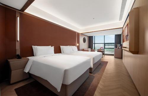 Chongqing Hotel | 重庆西站桔子水晶酒店