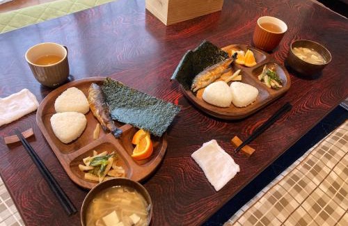 Uonuma Bed & Breakfast | 魚沼ヒミツ基地