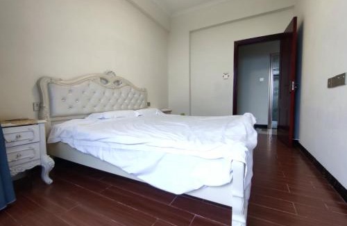 Huizhou Apartment | 鲜阮民宿