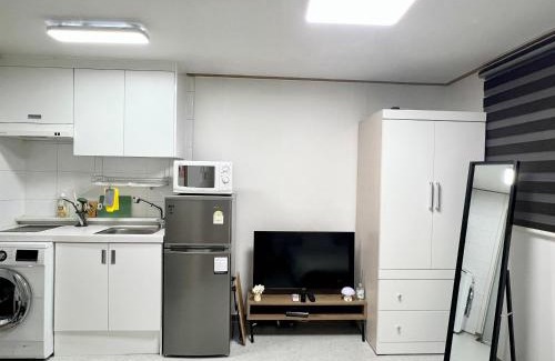 Seo-gu Apartment | 방있나요 풀옵션 레지던스 1호점 대전 용문역 도보2분, 성심당, 야구장 Bangitnayo full-option residence