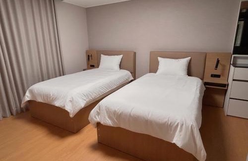 Yeongjong-dong Apartment | 인스파이어 오션뷰 하우스