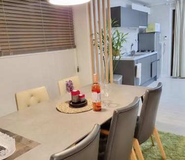 Jamsil-dong Apartment | 잠실역 근처 가족숙소 더하리하우스