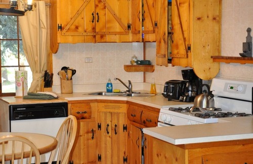 Bayfield Cabin | 04) The Rustic Lodge