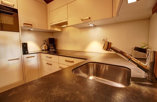 Silvaplana Apartment | 1 1/2-room flat with mountain view on the 6th floor