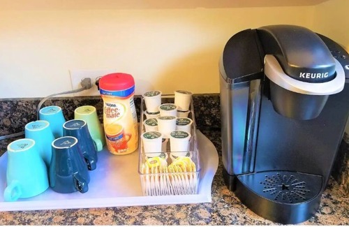 Chinatown Condo | 1 #12 - 2 Bedroom/1 Bath Condo near McCormick Place, Wintrust Arena, Chinatown