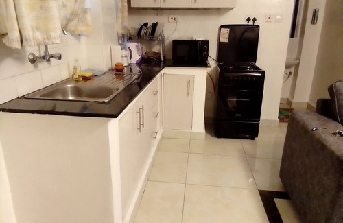 Embakasi Apartment | 1 Bed Flat - Sleeps 2 - Parking - Wifi