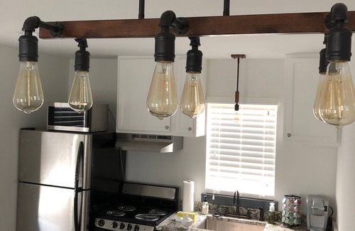 Brownwood Apartment | 1 Bedroom/1 Bath Studio Across from HPU/Downtown -Granite Countertops