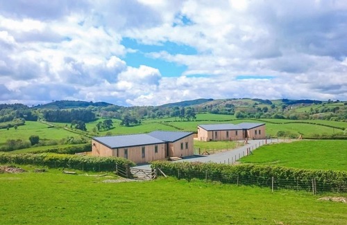 Llanddewi Ystradenny Ski Chalet | 1 bedroom accommodation in Castle Pren, Llandrindod Wells