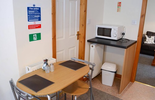 Cromarty Firth Cottage | 1 bedroom accommodation in Alness, near Invergordon