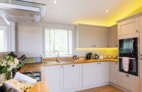 Milverton Ski Chalet | 1 bedroom accommodation in Cannington