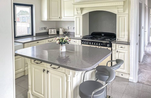 Laurencekirk Ski Chalet | 1 bedroom accommodation in Laurenkirk