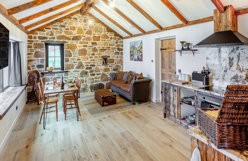 Ullapool Cottage | 1 bedroom accommodation in Morefield, near Ullapool