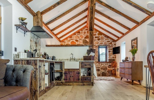 Ullapool Cottage | 1 bedroom accommodation in Morefield, near Ullapool