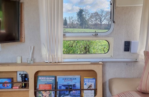 Southwater Cabin | 1 bedroom accommodation in Horsham