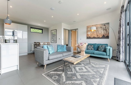 Lewes Ski Chalet | 1 bedroom accommodation in Lewes