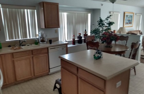 Lake Davenport Estates House | 1 Bedroom and1 Bathroom pool lockout rental. Private entry and living area pool.