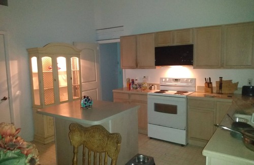 Lake Davenport Estates House | 1 Bedroom and1 Bathroom pool lockout rental. Private entry and living area pool.