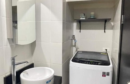 Ugong Apartment | 1 bedroom fully furnished condo unit