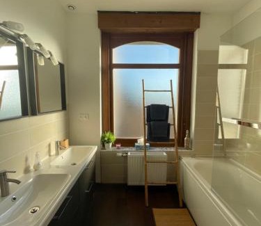 Bailleul House | 1 Bedroom Homestays In Bailleul