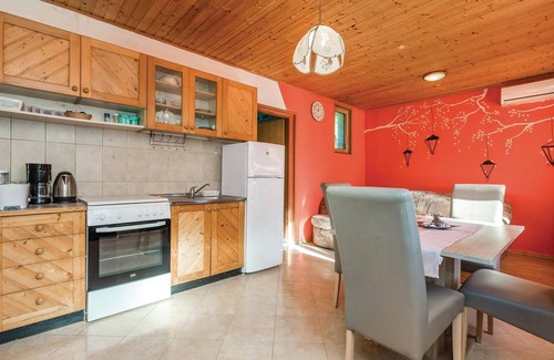 Opric House | 1 bedroom pet friendly home in Lovran