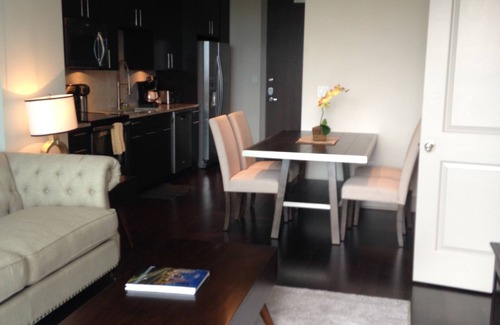 Uptown Apartment | 1 Bedroom - Post Oak Luxury High-rise - 1750 Sky Lark Ln, Houston, TX 77056