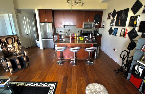 Uptown Apartment | 1 BR Houston Galleria Mall Luxury High Riser Apt