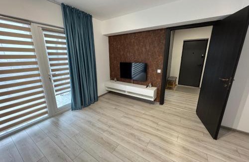 Craiova Apartment | 1 Mai - Luxury Park Apartments - Self check-in - Private parking 3